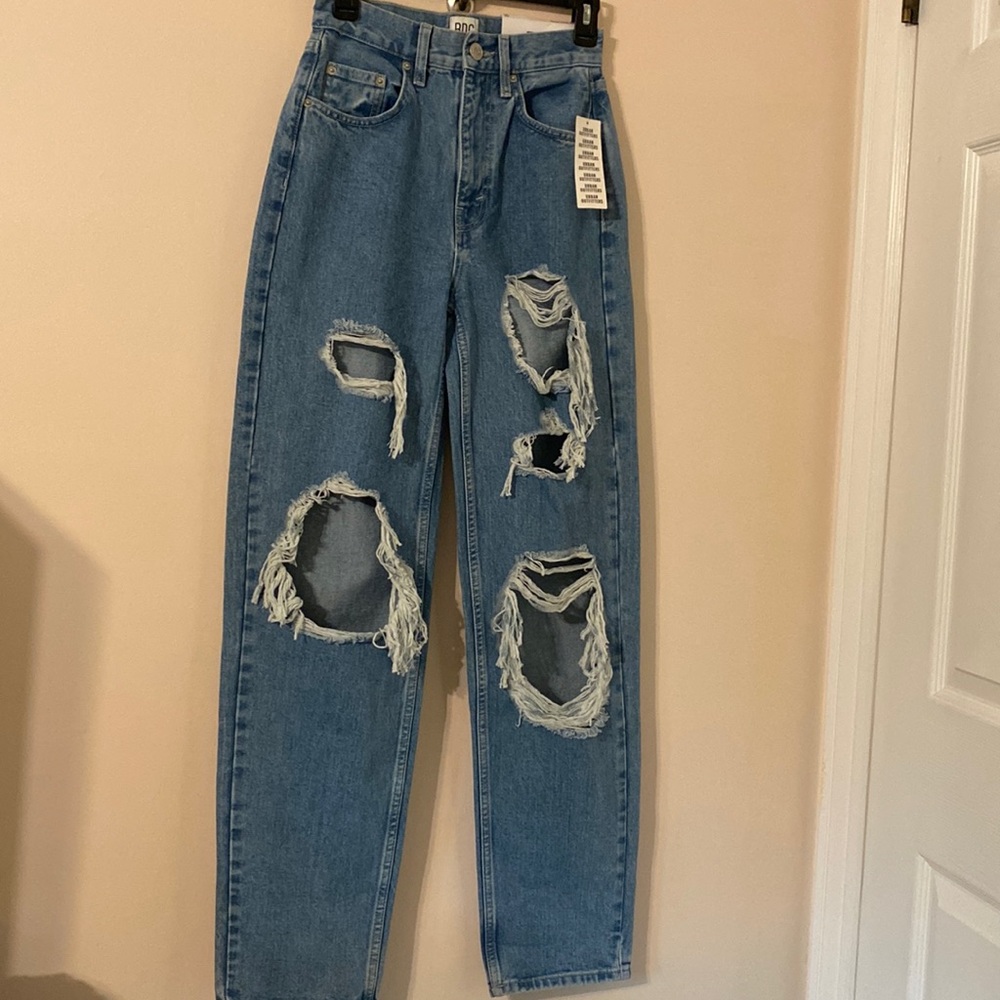 BDG high rise baggy medium wash distressed jeans